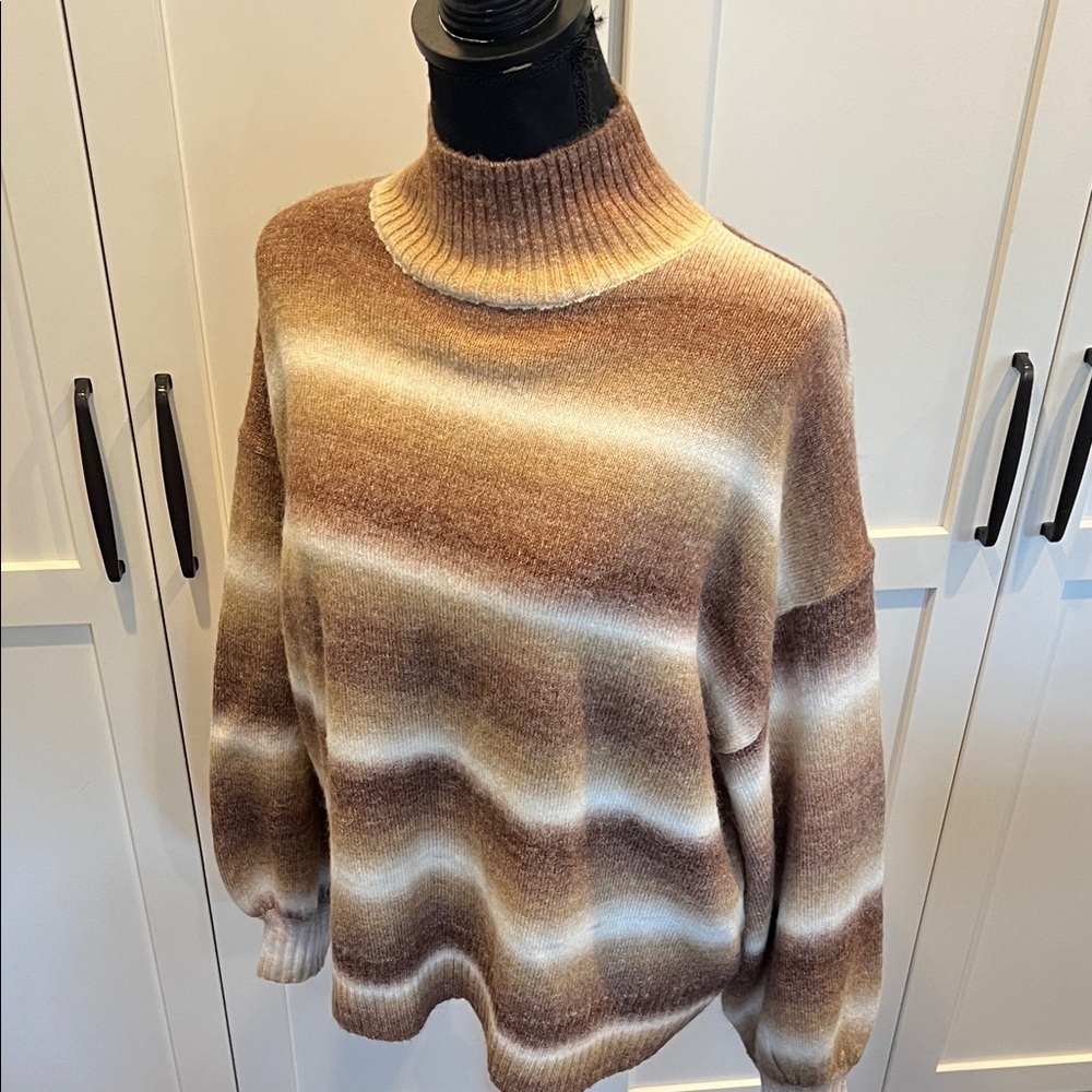 Rhythm. Tan and Brown Sweater Cowl & Turtlenecks Size M
